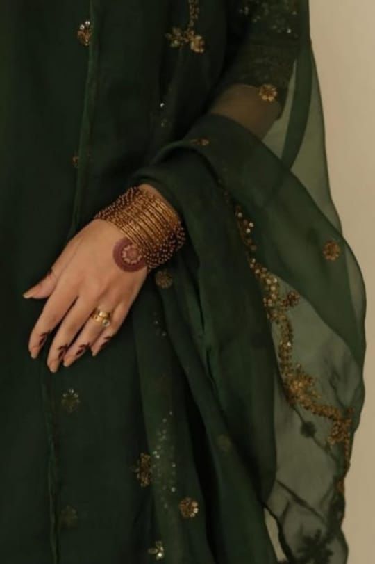 DYOT | Unstitched 3PC Embroidered Lawn Suit | Organza Embroidered Dupatta | Summer 2025