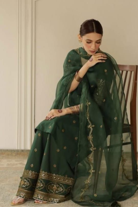 DYOT | Unstitched 3PC Embroidered Lawn Suit | Organza Embroidered Dupatta | Summer 2025